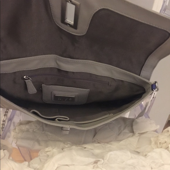 Hype Handbag NWT. Never been used. Gray periwinkle - Picture 3 of 4