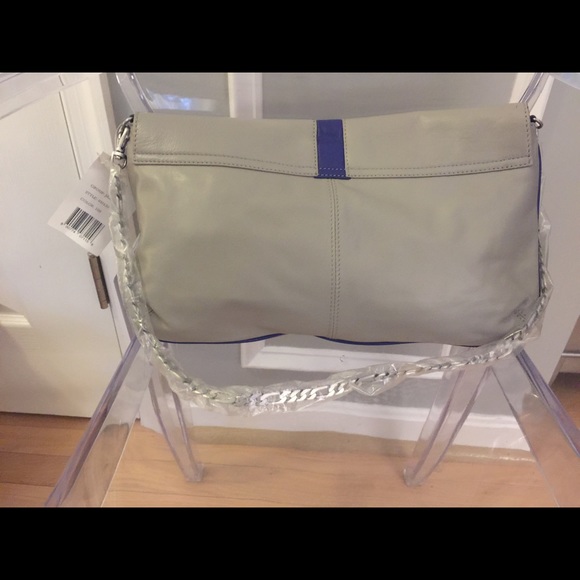 Hype Handbag NWT. Never been used. Gray periwinkle - Picture 4 of 4