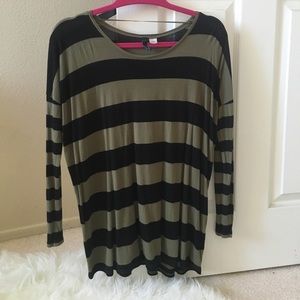 Oversized H&M long sleeve top