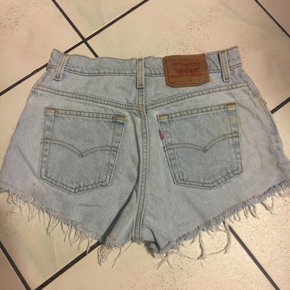 levis high waisted shorts