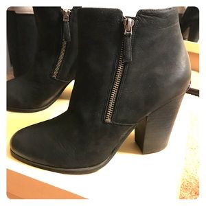 NIB Michael Kors Black Denver bootie