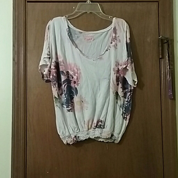 Light pink blouse - Picture 1 of 1