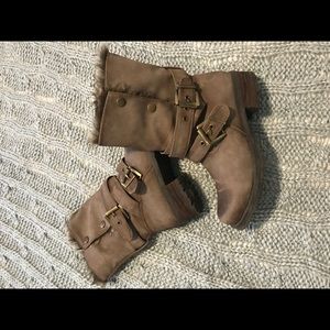 Steve Madden, US 7, Faux Fur lined Winter Boots