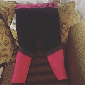 Under Armour crop leggings
