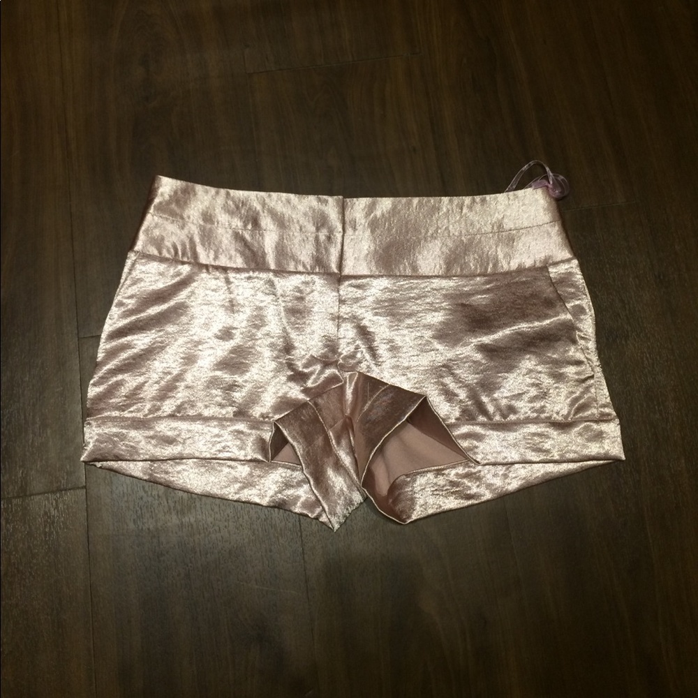Short shorts