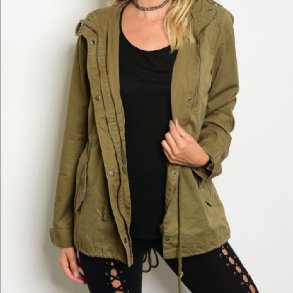Embroidered Flower Cargo Jacket - Picture 2 of 7