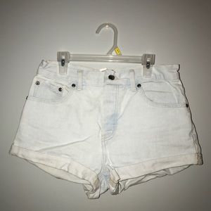Light wash jean high wasted shorts