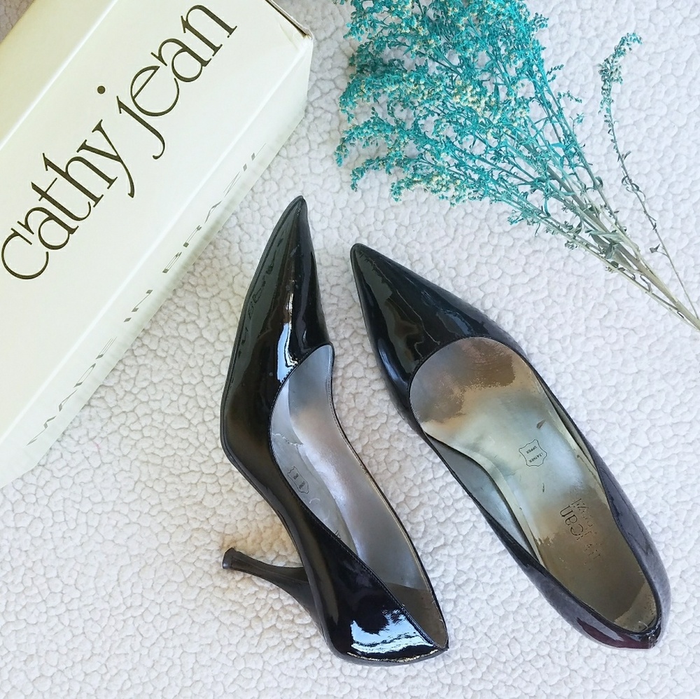 👠⬇🎉Cathy Jean Black Patent Leather Pointy Heels