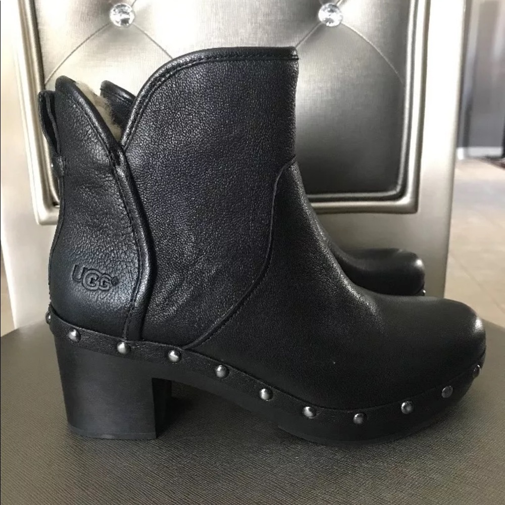 UGG clogs boots winter size 5