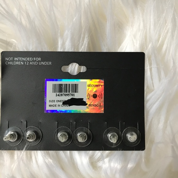 Earring set - Picture 2 of 2