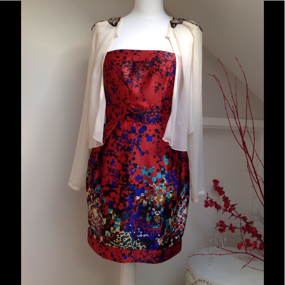 ✨Multi Color Matrix Strapless Mini Dress✨ - Picture 1 of 8