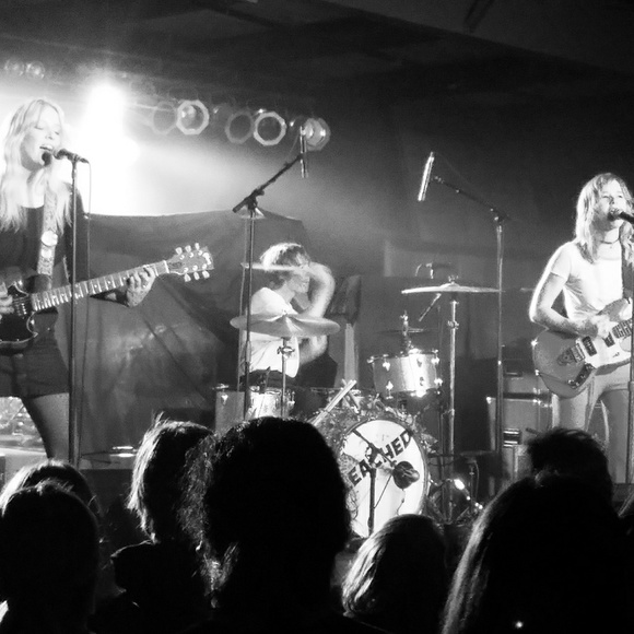 Meet your Posher, Derek - Picture 5 of 8