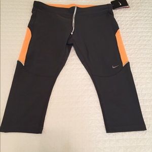 Nike Dri-Fit Running Crops
