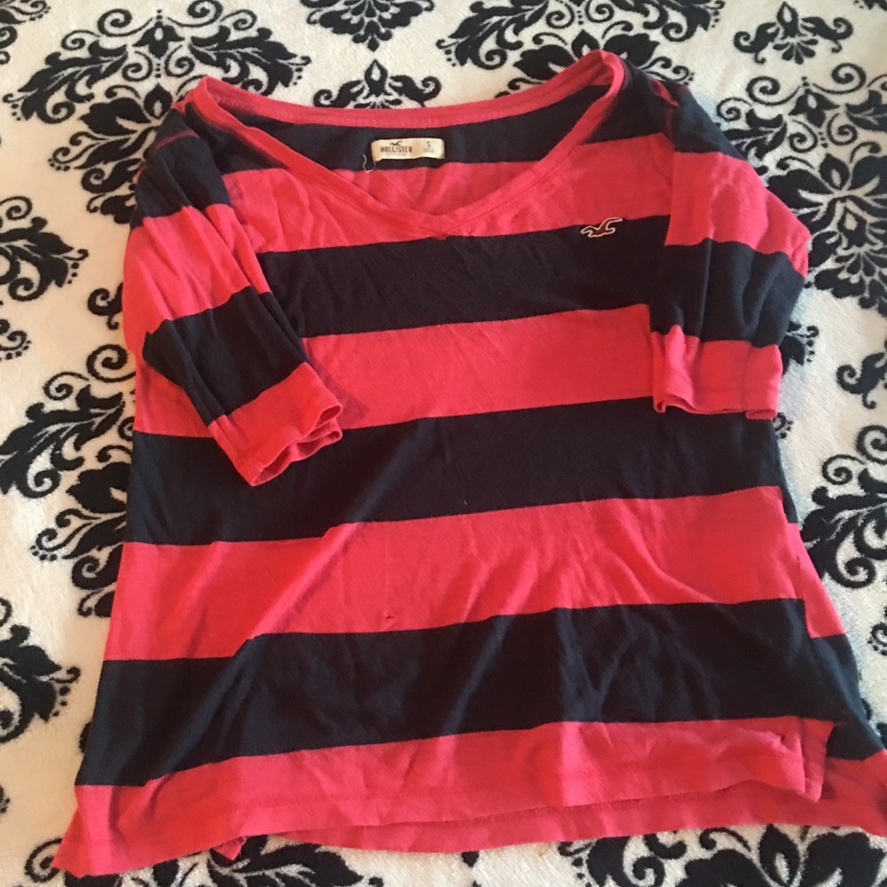Hollister Tee