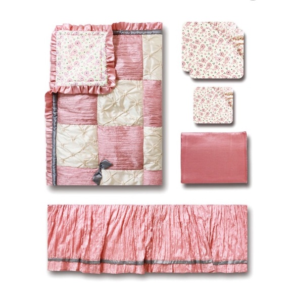 Baby girl bedding set by Bella - Picture 2 of 4