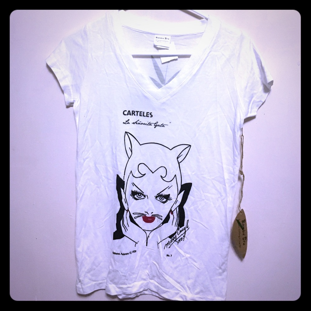 Carteles la senorita gata bamboo t shirt 🐱
