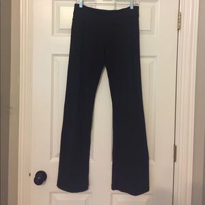 Lululemon size 8 Groove Pant