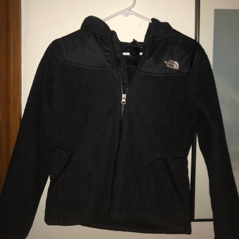 Black north face jacket
