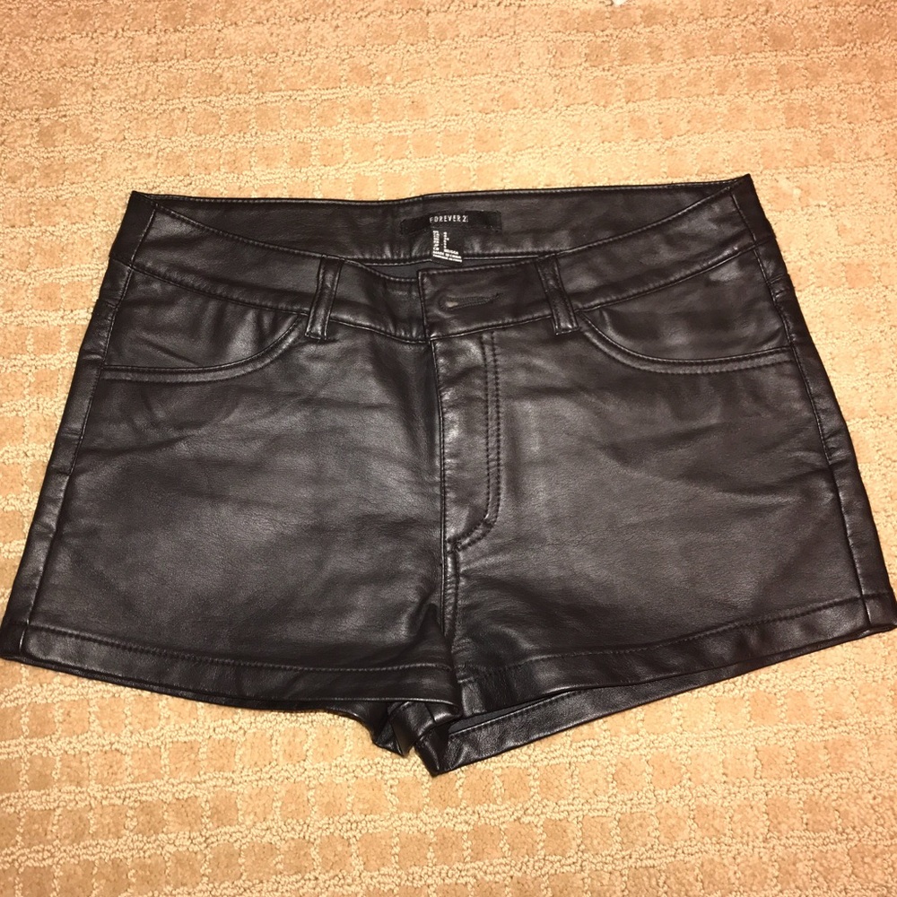 Faux leather shorts