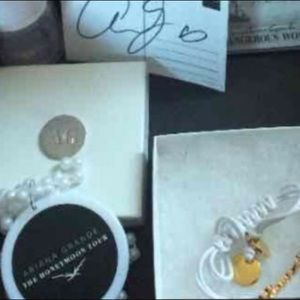 Ariana grande bracelet and necklace only!