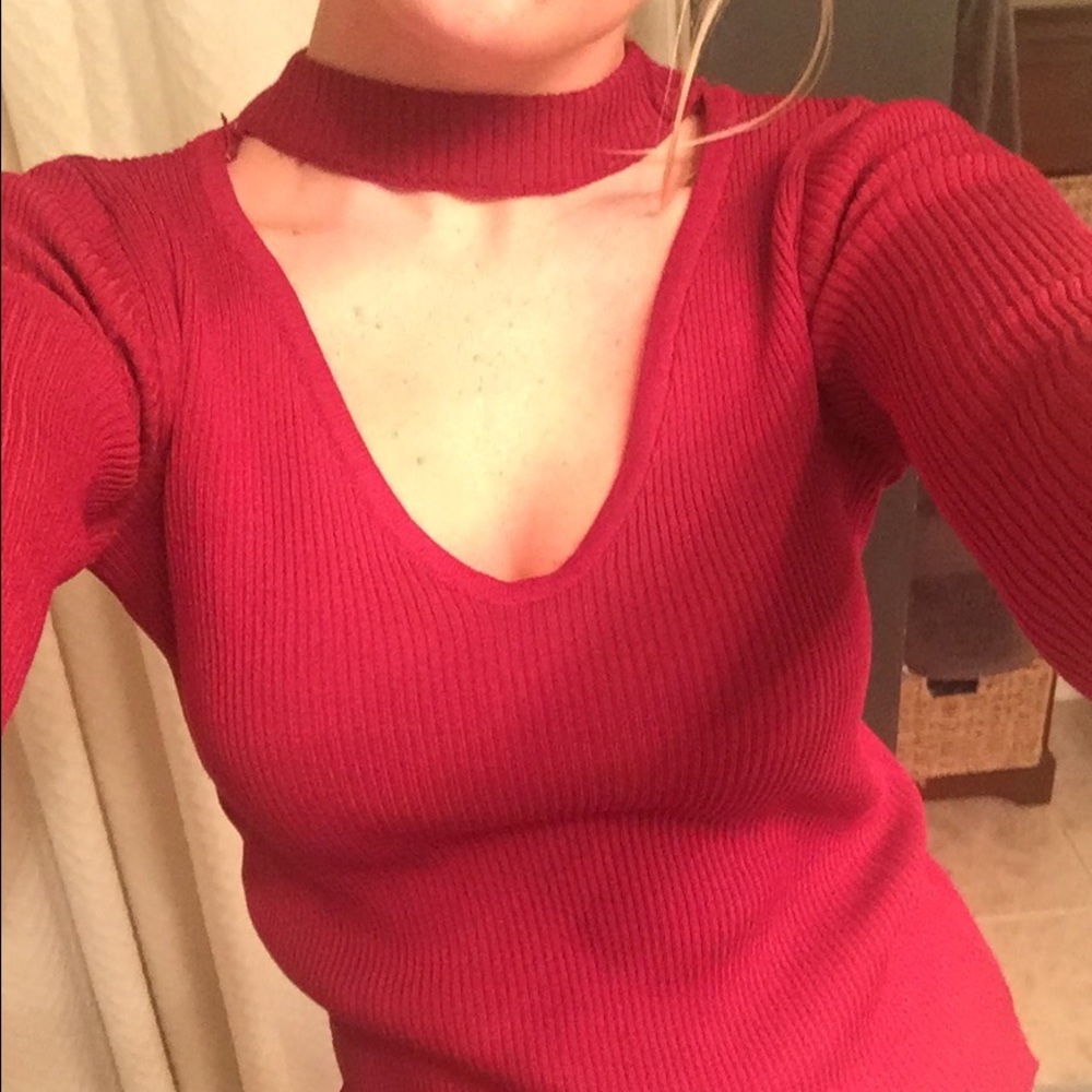 Long sleeve, choker neck, deep V sweater
