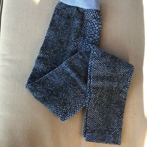 Nikibiki Leggings Small