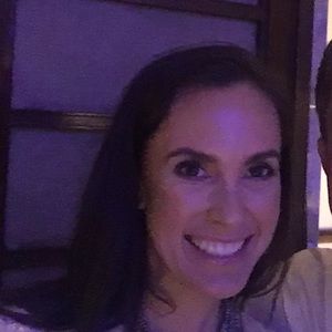 Meet your Posher, Abigail