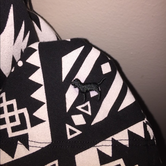 PRINTED SKATER DRESS 👗 😍‼️ - Picture 4 of 5