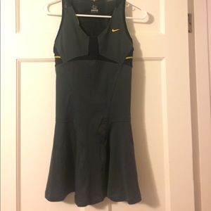 Nike tennis dress yellow and grey