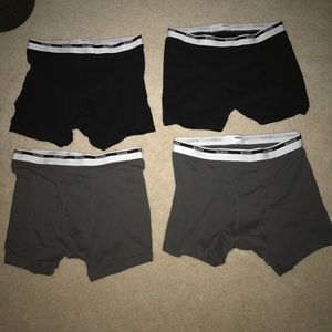 4 pair of Gildan underwear