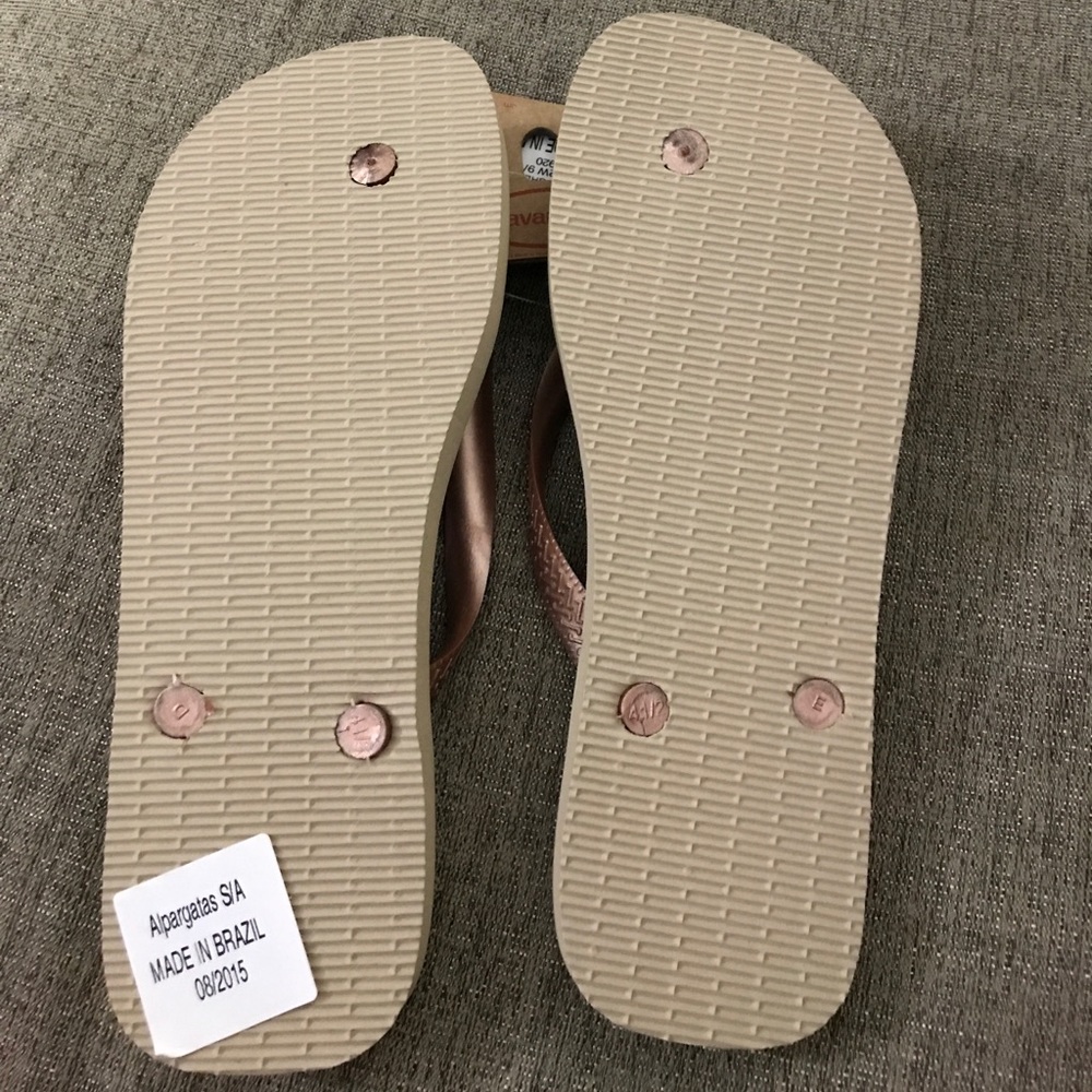 NWT Havaianas in leopard print - Picture 4 of 4