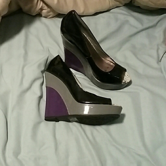 Pumps - Picture 1 of 1