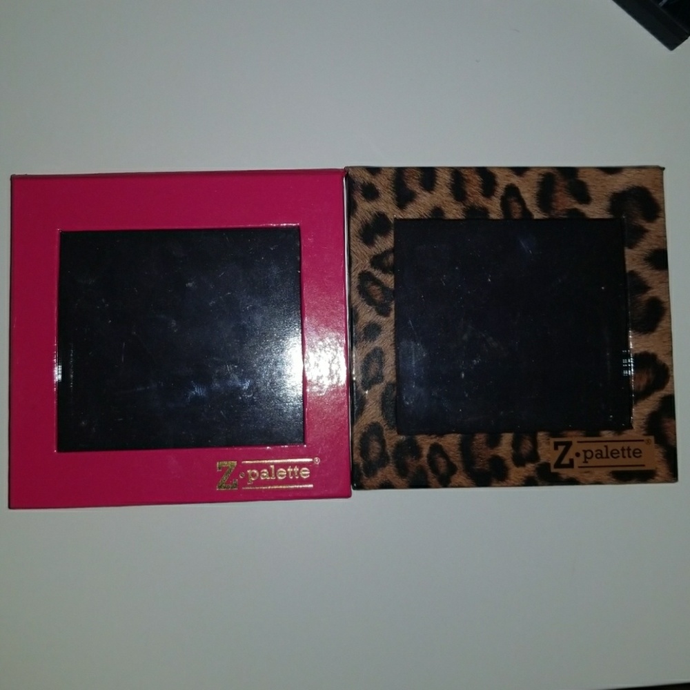 Z PALETTE SET OF 2