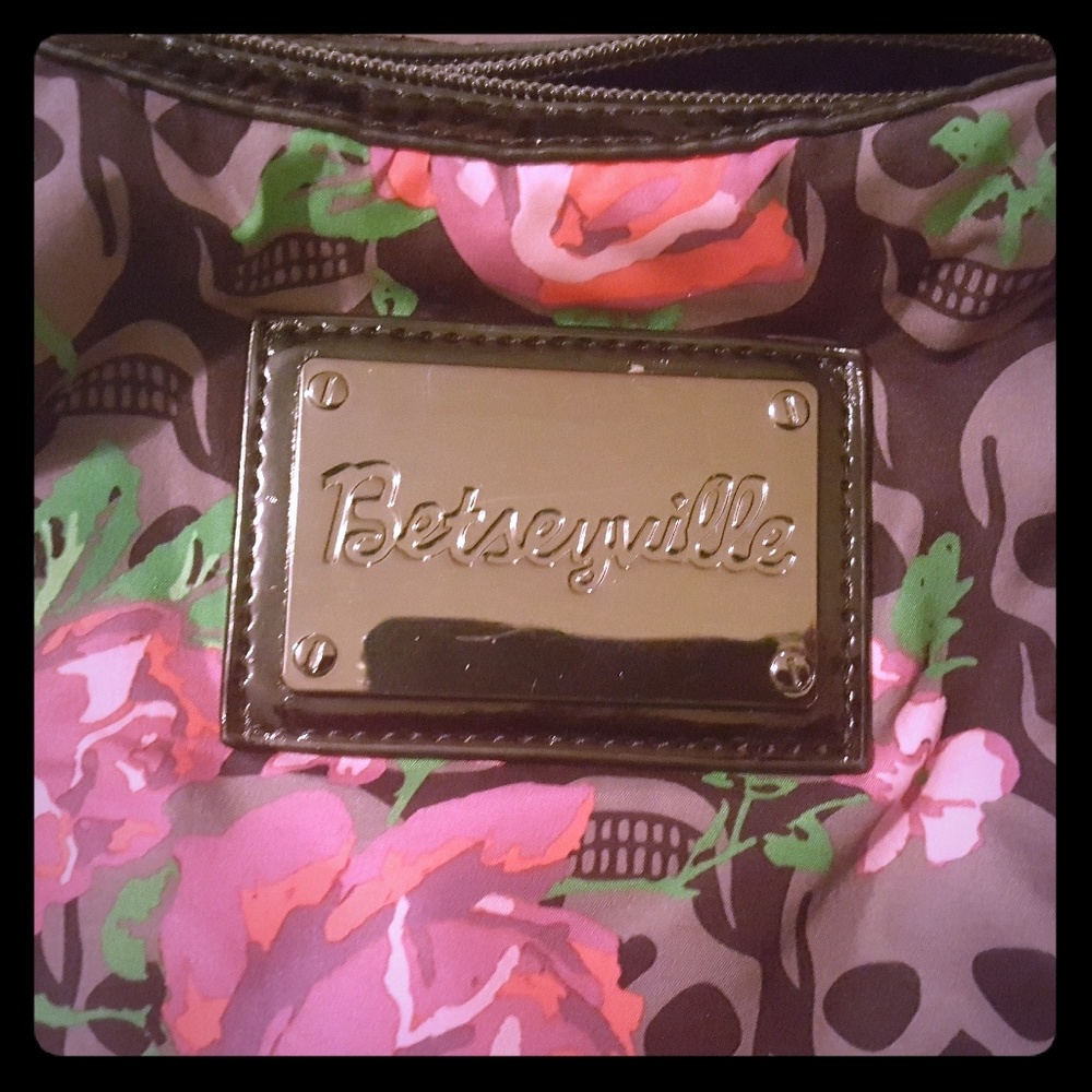 Bestyville Purse