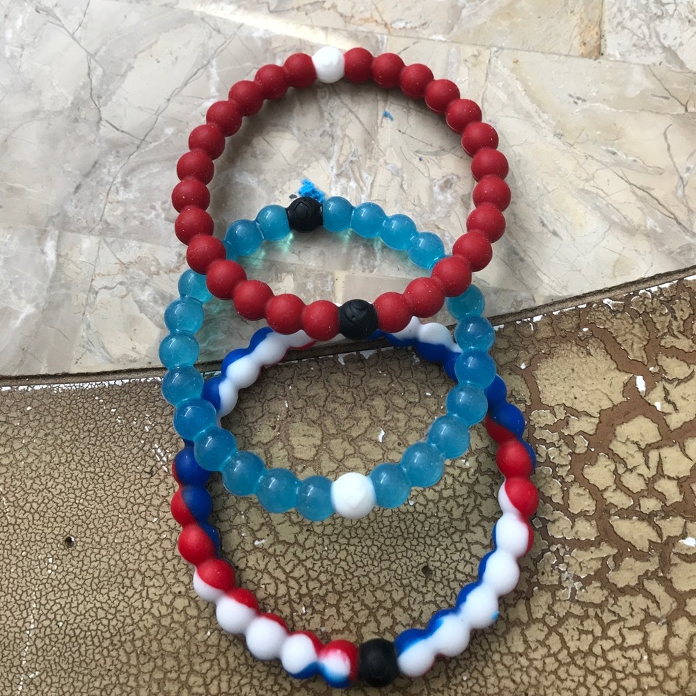 😱PRICE DROP😱Limited edition lokais