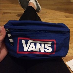 VANS NWT Fanny pack
