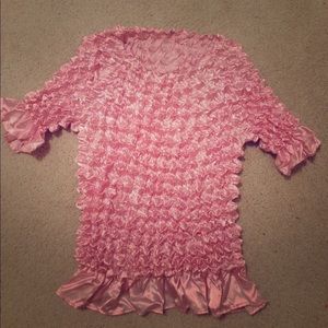 Popcorn shirt sizes XS-L. Great for a summer night