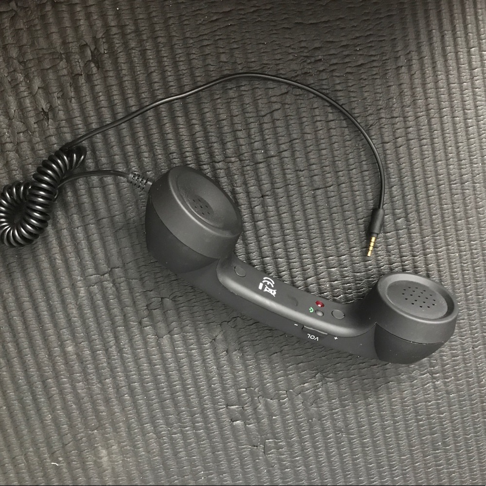 phone that plugs into your smart phone