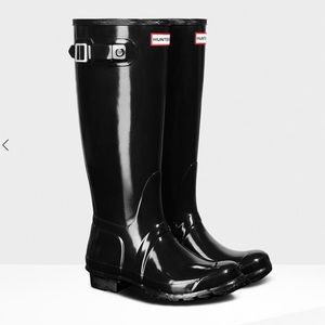 Authentic Hunter Wellington Tall Glossy Rainboots