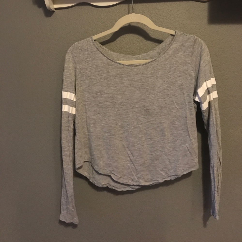 Gray long sleeve top from H&M