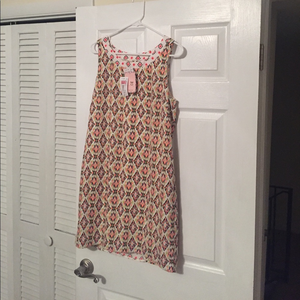 New sun dress size medium