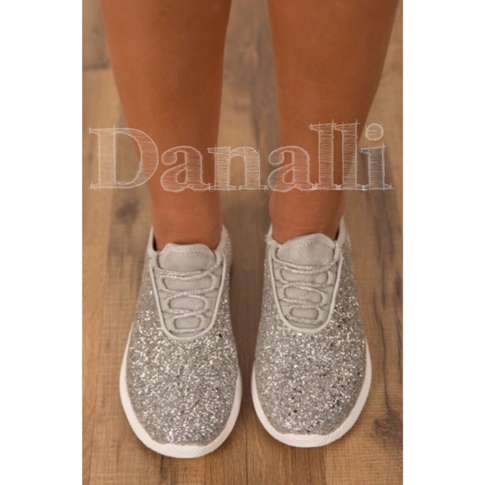 ONLY A FEW LEFT* New silver glitter sneakers - Picture 4 of 8
