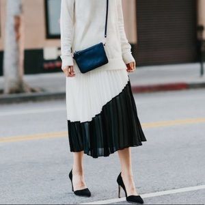 Banana Republic Pleated Skirt