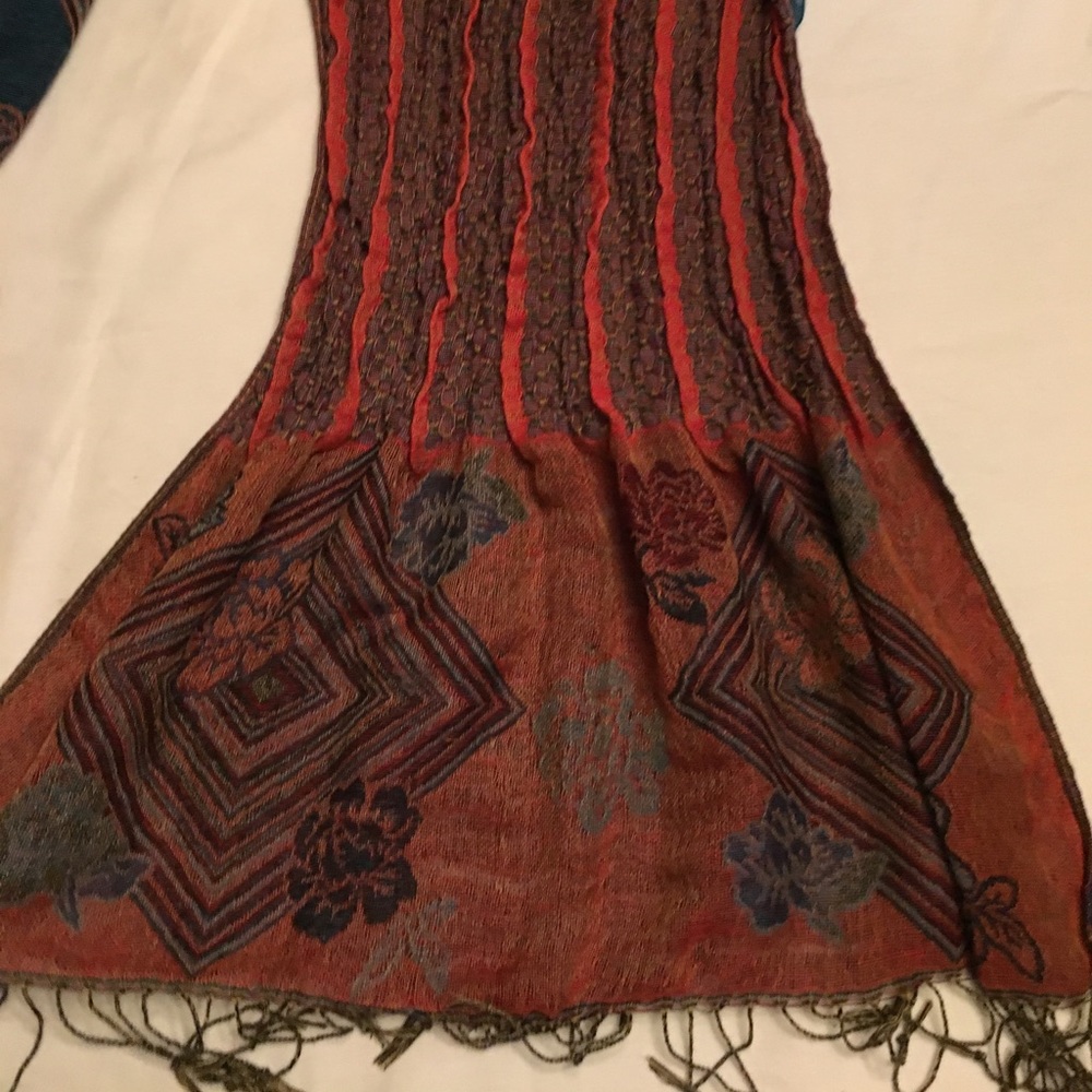 Multi patterned scarf - Picture 2 of 2