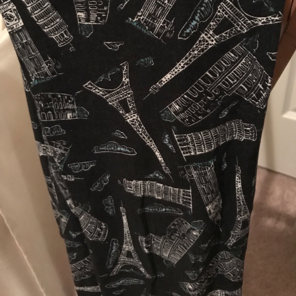 LuLaRoe OS leggings