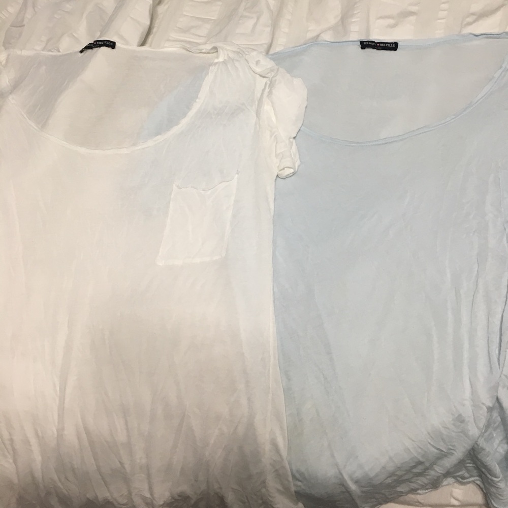 Bundle brandy Melville tee's