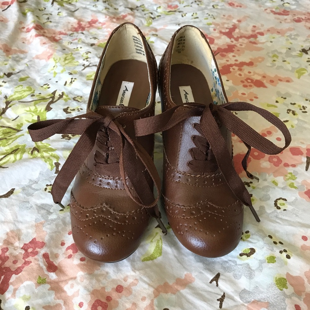 American Eagle Oxford-Style Heel