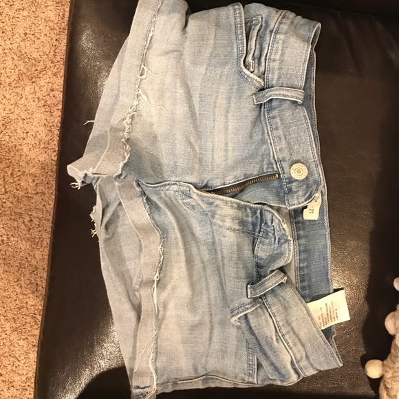 Abercrombie and Fitch jeans shorts - Picture 1 of 2
