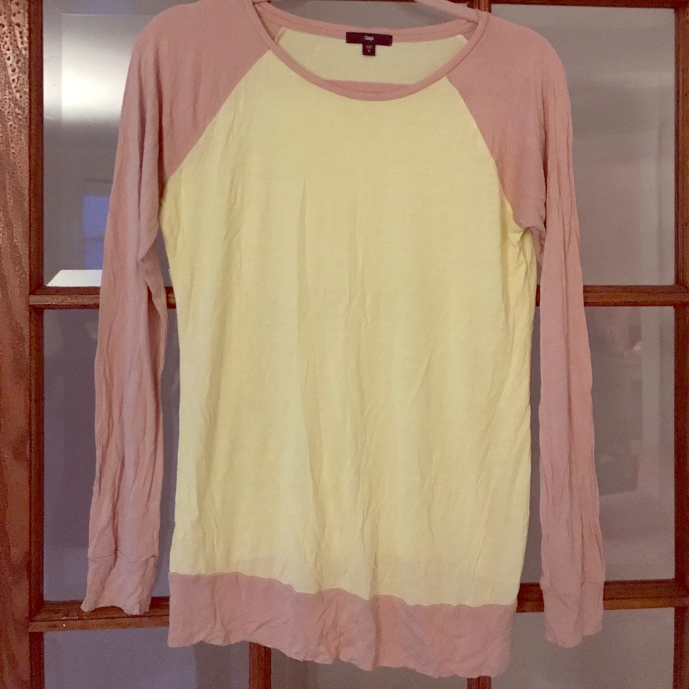 GAP baseball style tee