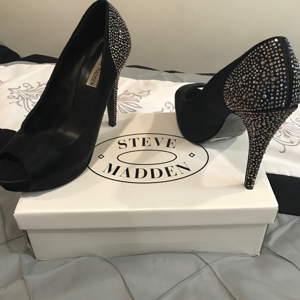 Steve Madden Black Peep Toe Swarovski Pumps